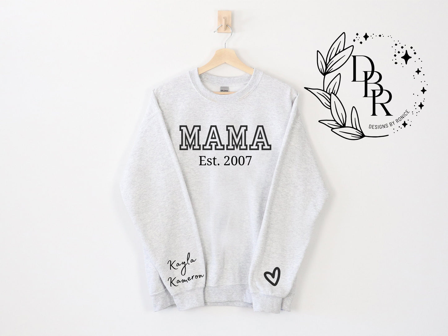 Custom Mama Sweatshirt with Date,Mama sweater with kid name on sleeve,Mama Sweater,Customized Kids names, Custom Dad sweatshirt